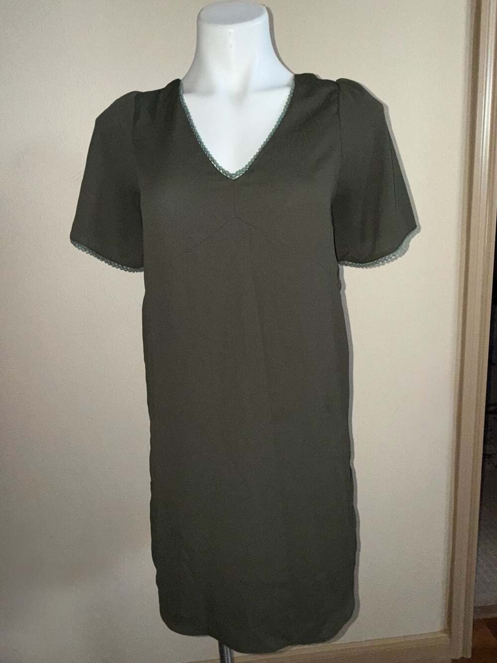 Everly Olive Green Lace-Up Front Short Sleeve Mini Shift Dress